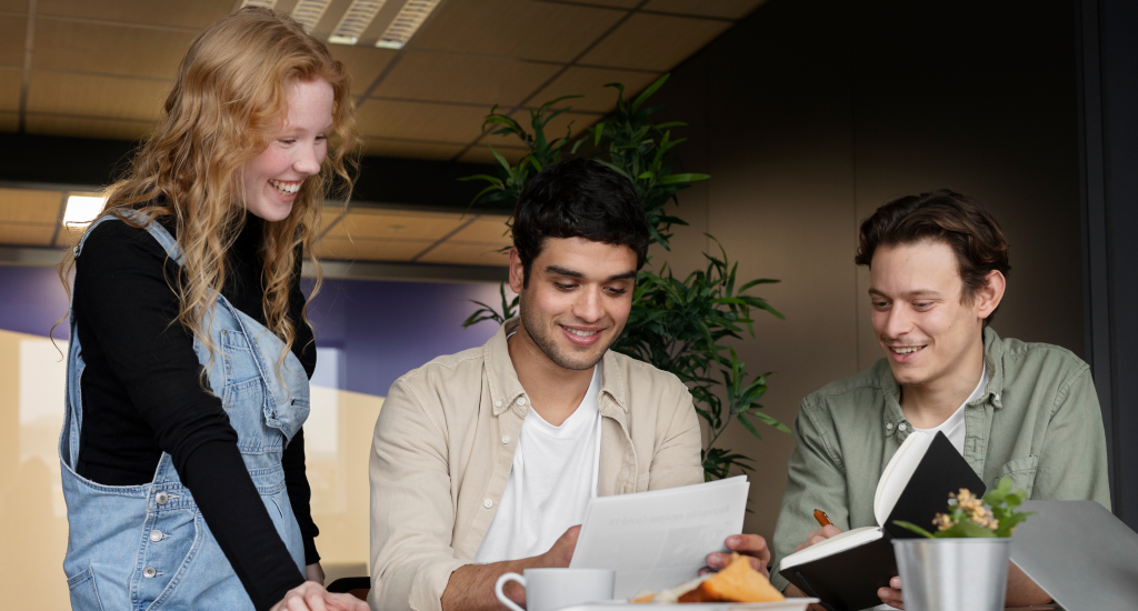 <strong>How to Turn an Internship into a Full-Time Job</strong>